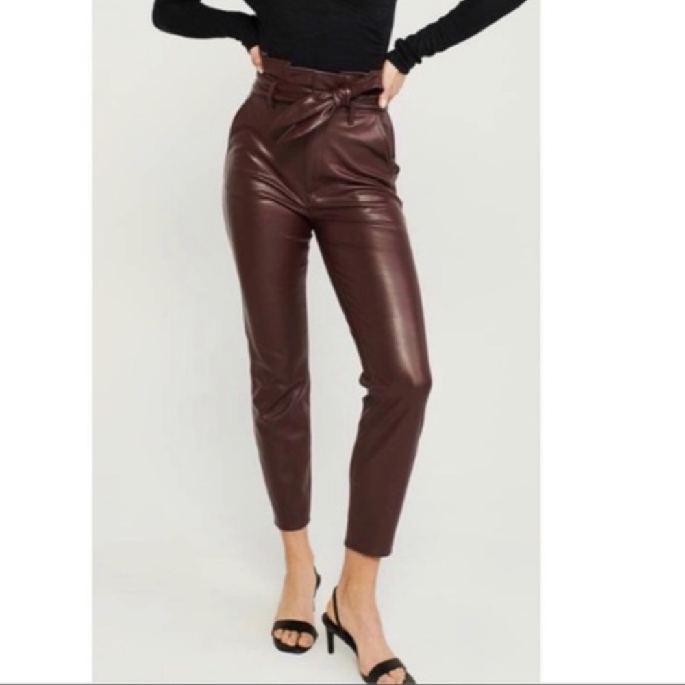 NWT Abercrombie paperbag pleather/faux leather pants in XS short